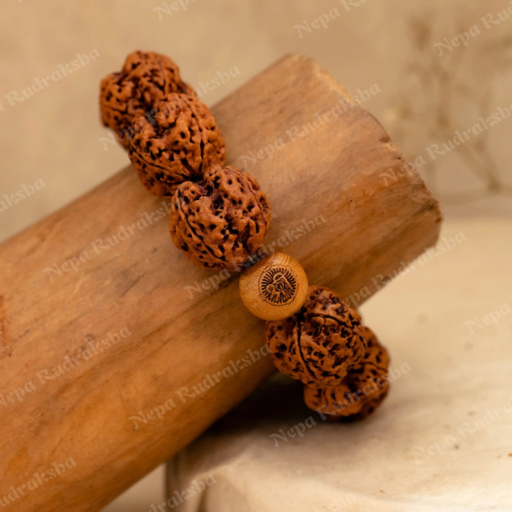 4 Mukhi Bracelet