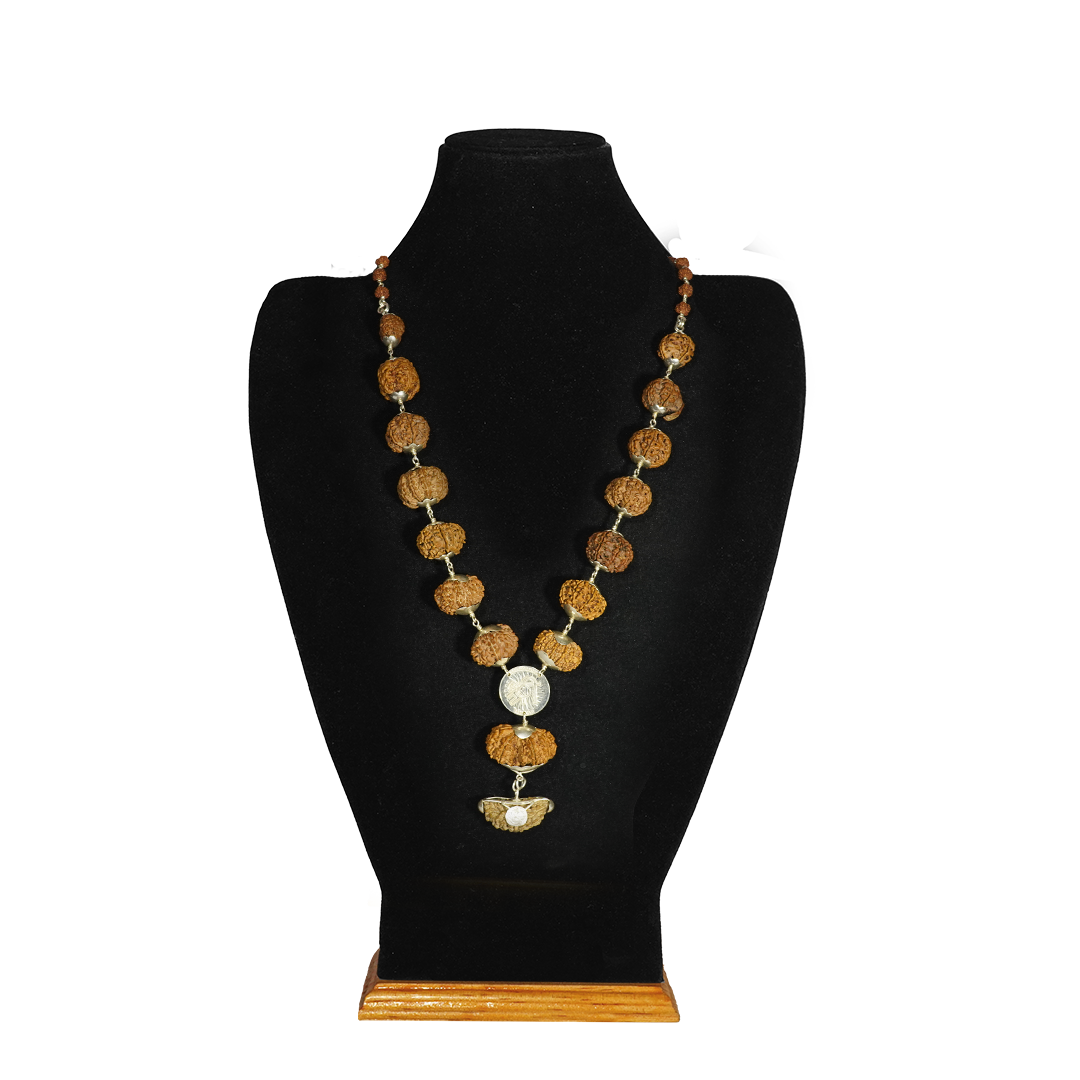 One Mukhi Moon Shape (India) / Regular ($1800) / On Silver