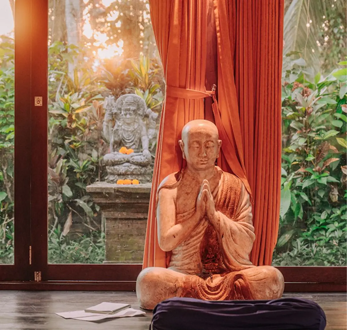Complete Siddha Mala background visual