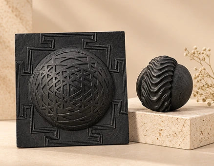 Yantra & Shaligram